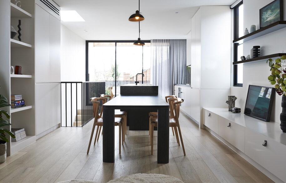 How to Make the Most of a Small Footprint LaptrinhX